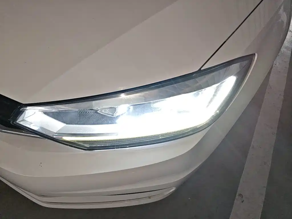 Touran 2018 TouranL 280TSI DSG Fashion Edition 7 Seater Country VI купить на сайте DeffCars