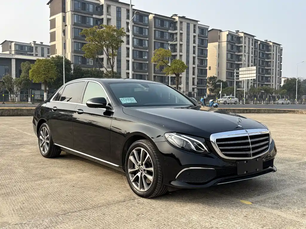 Mercedes-Benz E-Class 2018 E 300 L Luxury Model купить на сайте DeffCars