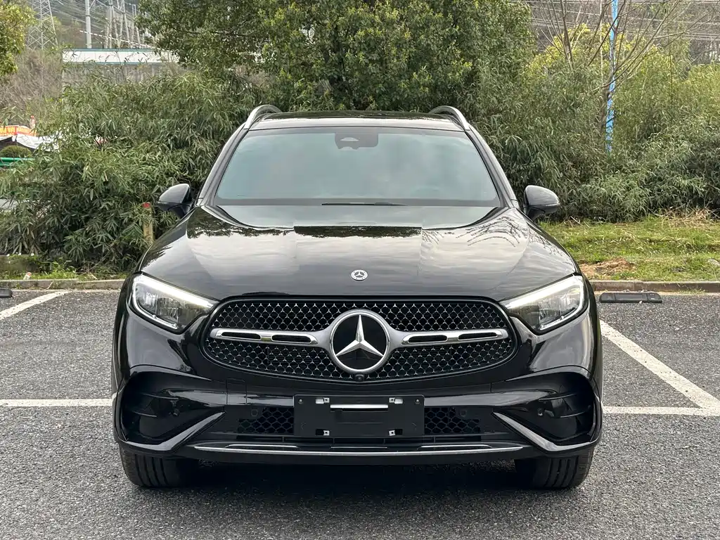 Mercedes-Benz GLC 2025 facelift GLC 260 L 4MATIC luxury model купить на сайте DeffCars