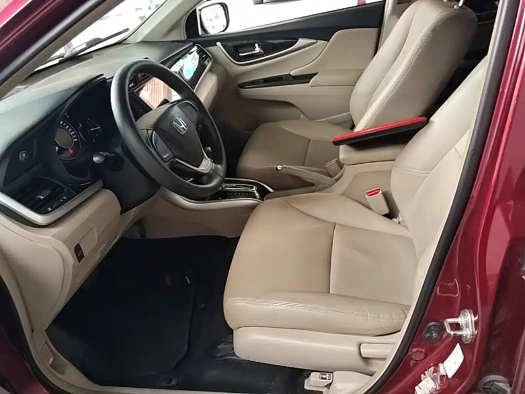 Crider 2013 1.8L automatic comfort version купить на сайте DeffCars