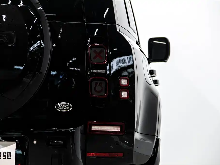 Land Rover Defender 2025 110 3.0T P400 X-Dynamic HSE купить на сайте DeffCars