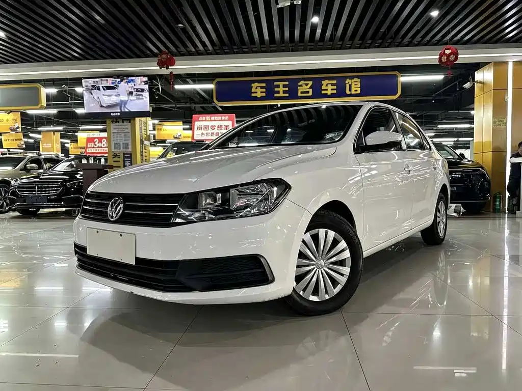 Santana 2016 1.6L Manual Fashion Edition купить на сайте DeffCars