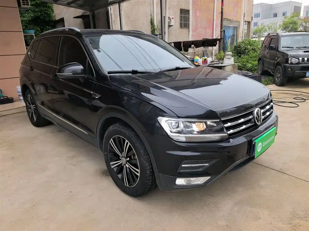 Tiguan L 2019 facelift 330TSI automatic two-wheel drive panoramic comfort version National VI купить на сайте DeffCars