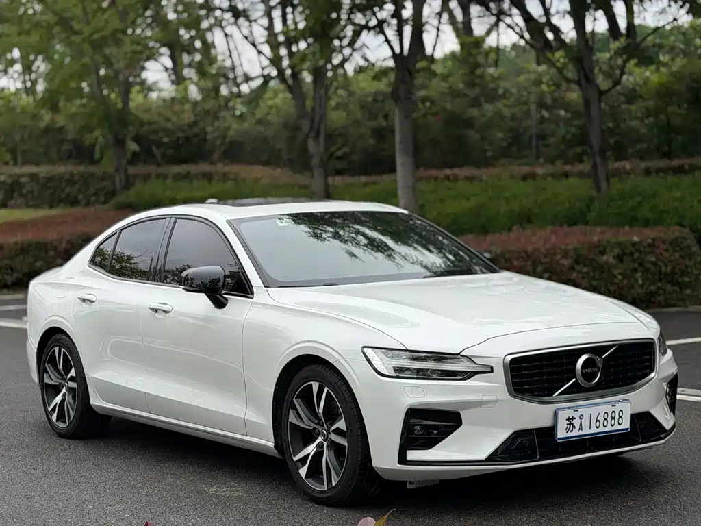 Volvo S60 2020 T5 Zhiya Sports Edition купить на сайте DeffCars
