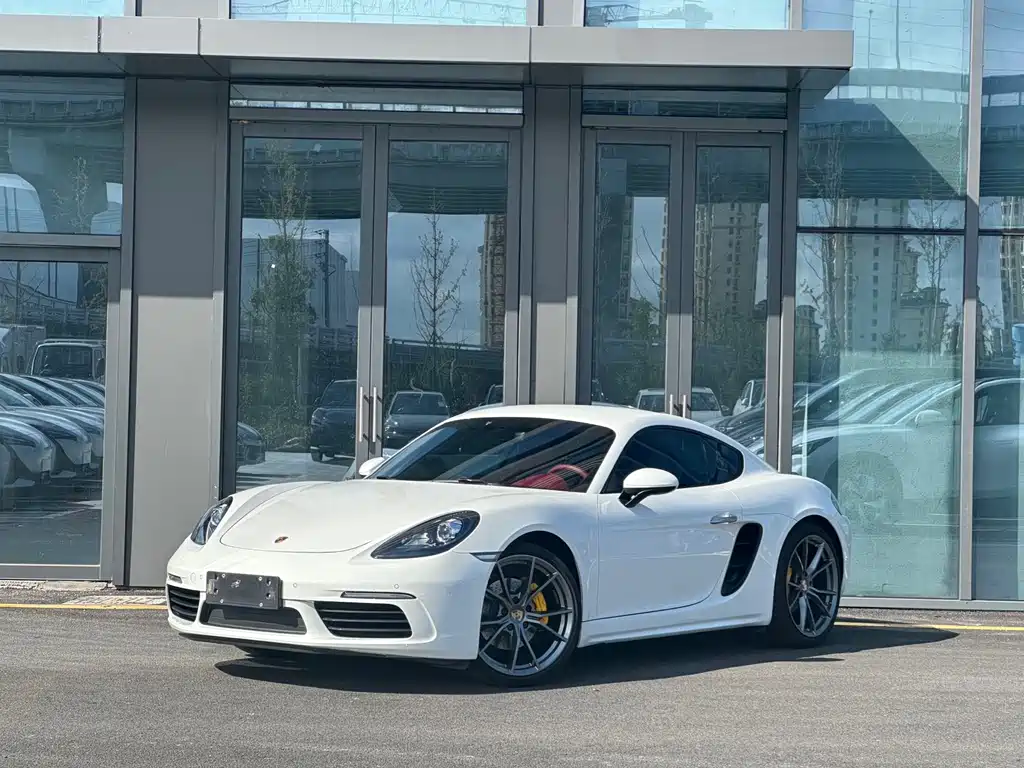 Porsche 718 2018 Cayman 2.0T купить на сайте DeffCars