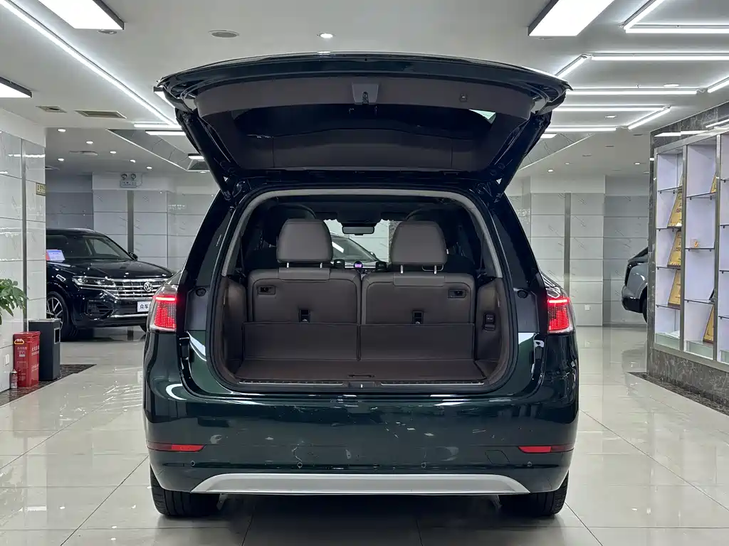 Wenjie M9 2025 extended range Max version 52kWh 6-seater version (192-line lidar) купить на сайте DeffCars