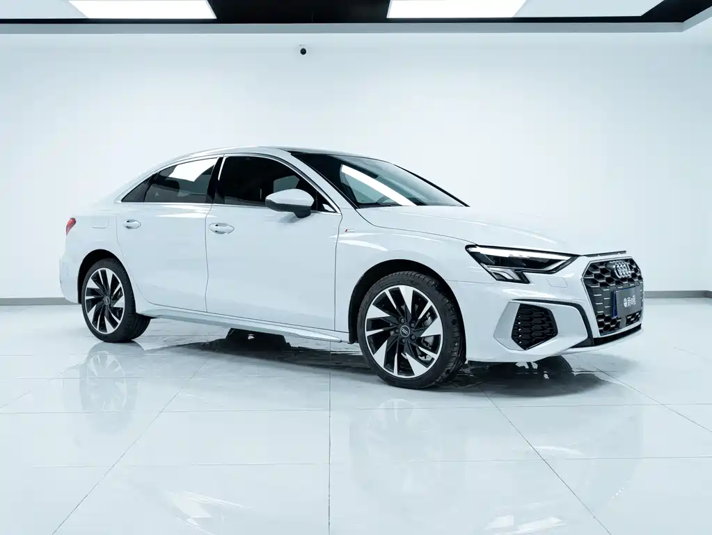 Audi A3 2024 A3L Limousine 35 TFSI Fashionable and Sporty купить на сайте DeffCars