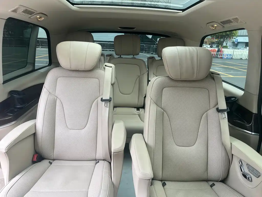 Mercedes-Benz V-Class 2022 V 260 Pilot Edition купить на сайте DeffCars