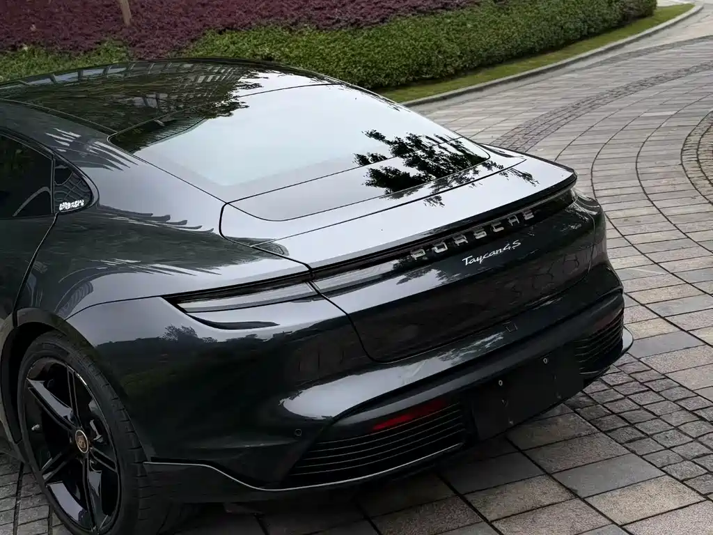 Taycan 2019 Taycan 4S купить на сайте DeffCars