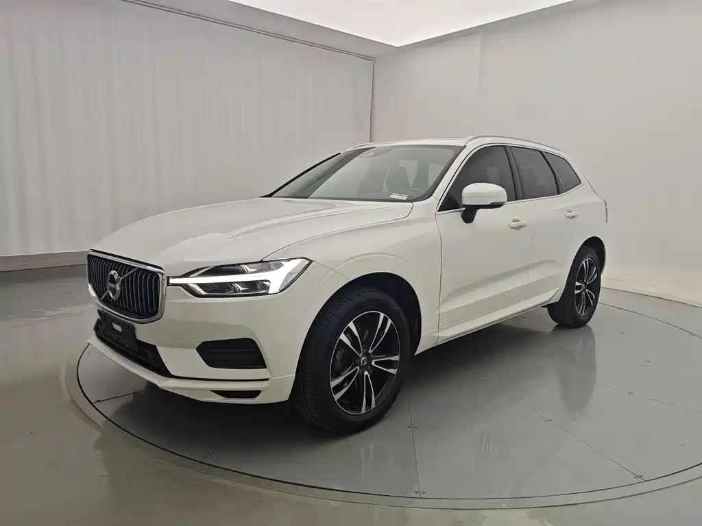 Volvo XC60 2019 T5 4WD Zhiyuan Edition China V купить на сайте DeffCars