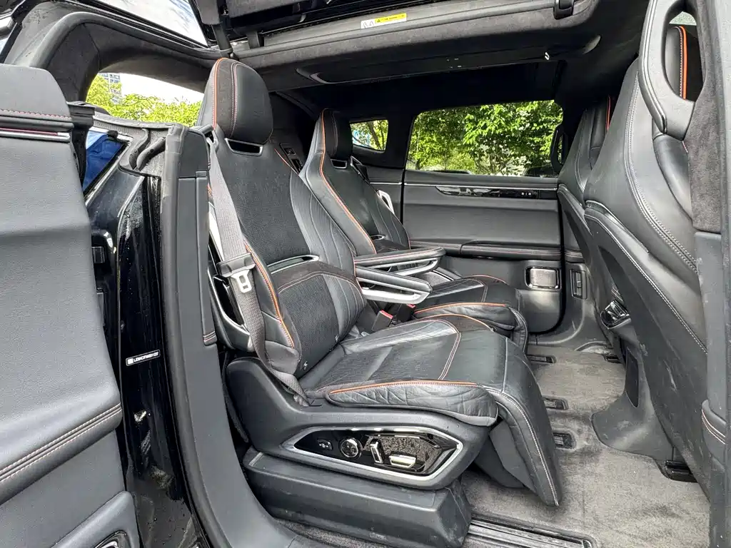 Gaohe HiPhi X 2021 flagship version 6 seats купить на сайте DeffCars