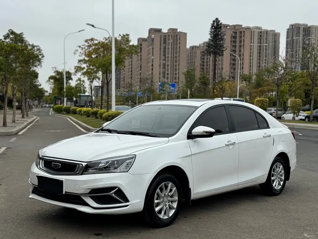 Emgrand 2020 1.5L manual luxury model купить на сайте DeffCars