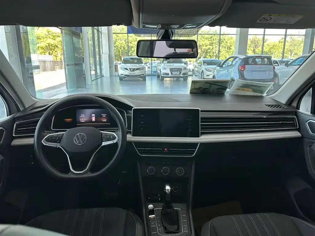 Tiguan L 2022 330TSI automatic two-wheel drive comfort version купить на сайте DeffCars