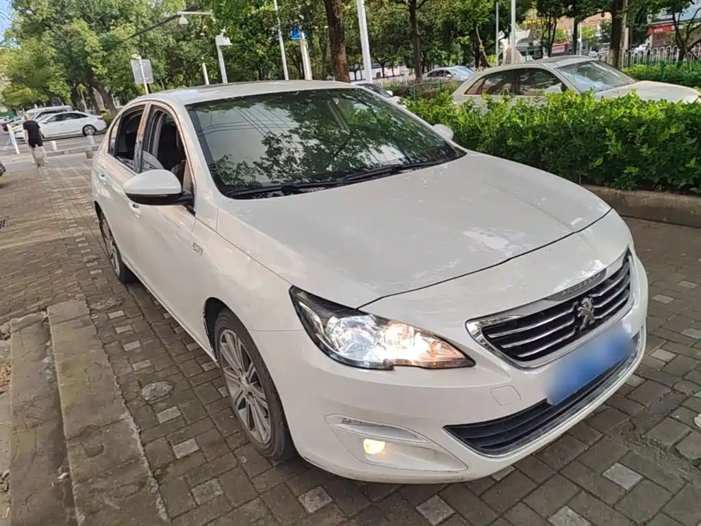 Peugeot 408 2015 1.2T automatic luxury version купить на сайте DeffCars