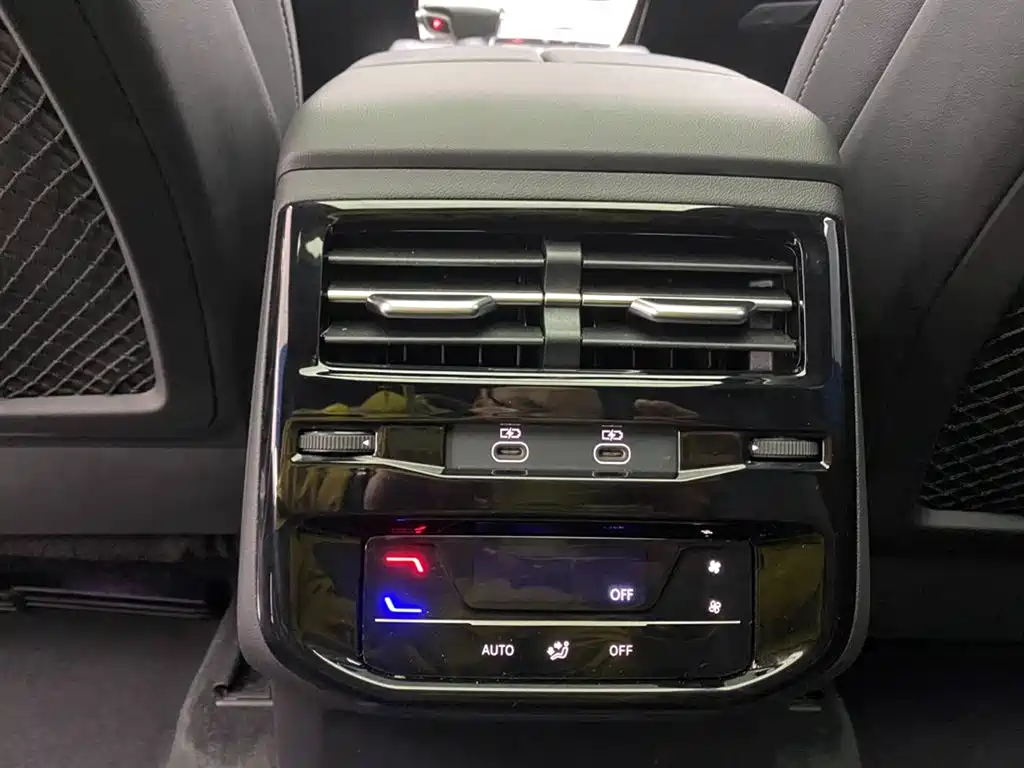 Audi Q6 2023 45 TFSI quattro Qiyun Yulin package купить на сайте DeffCars