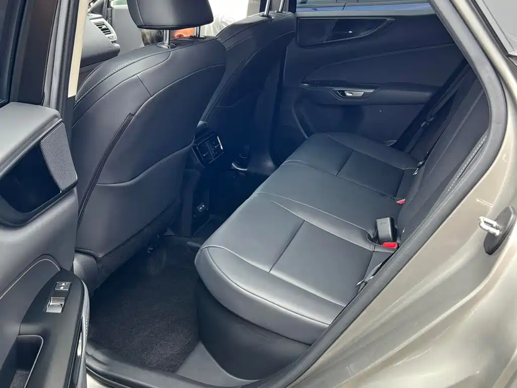 Lexus NX New Energy 2024 400h+ Changyue Edition купить на сайте DeffCars