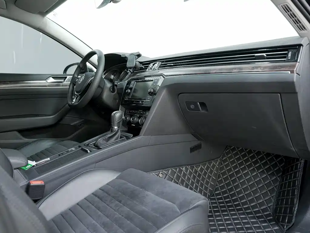 Magotan 2018 330TSI DSG luxury model купить на сайте DeffCars
