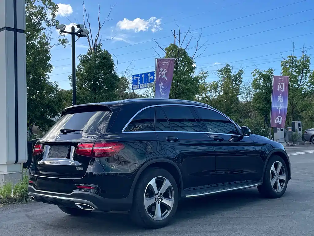 Mercedes GLC 2017 260 4MATIC luxury model купить на сайте DeffCars