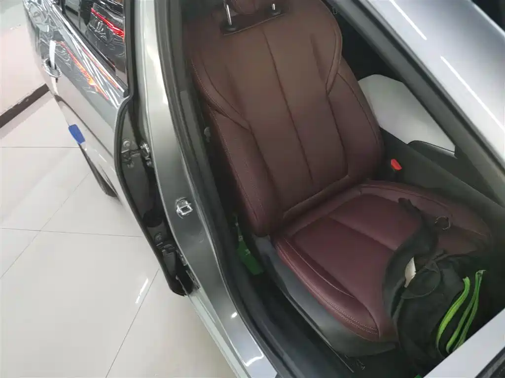 LaCrosse 2025 28T Platinum Edition купить на сайте DeffCars