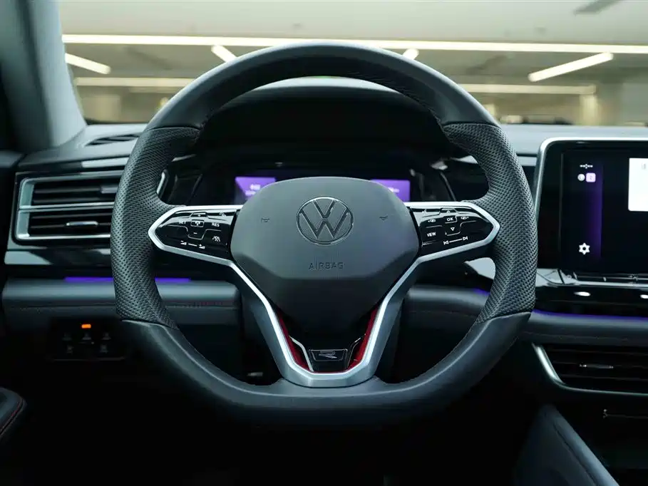 Touron 2024 Touron X 380TSI four-wheel drive luxury version купить на сайте DeffCars