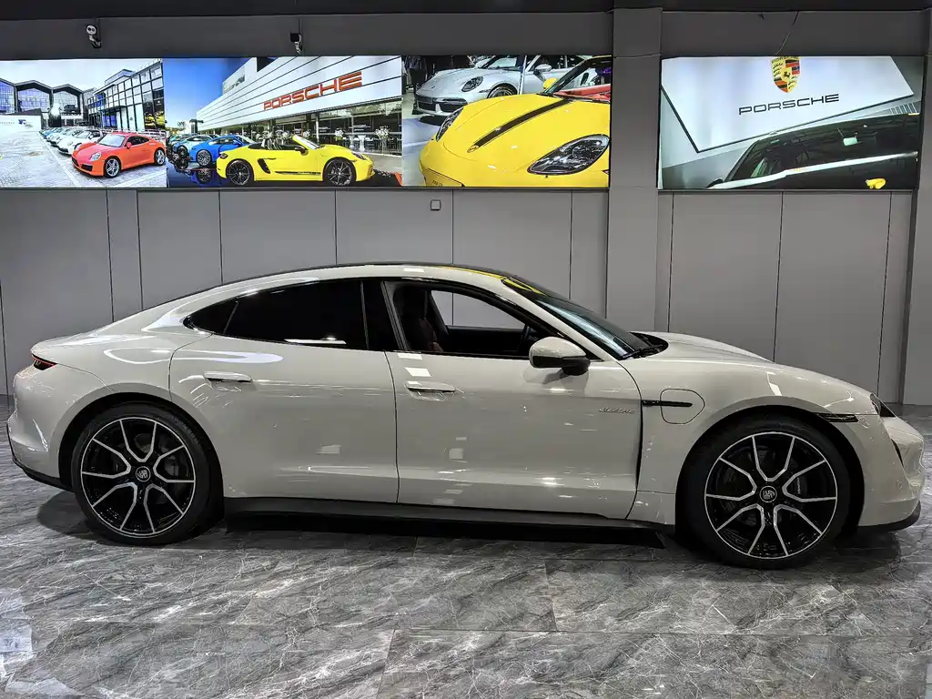 Taycan 2022 facelift Taycan купить на сайте DeffCars