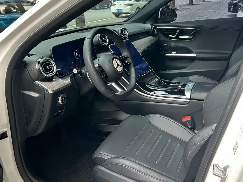 Mercedes-Benz C-Class 2023 C 260 L Sports Edition купить на сайте DeffCars