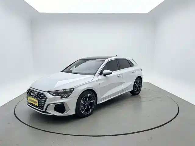 Audi A3 2024 Sportback 35 TFSI stylish and sporty купить на сайте DeffCars