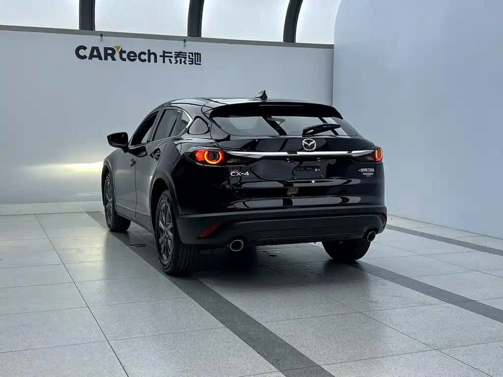 Mazda CX-4 2021 2.0L automatic two-wheel drive Blue Sky Exploration Edition купить на сайте DeffCars