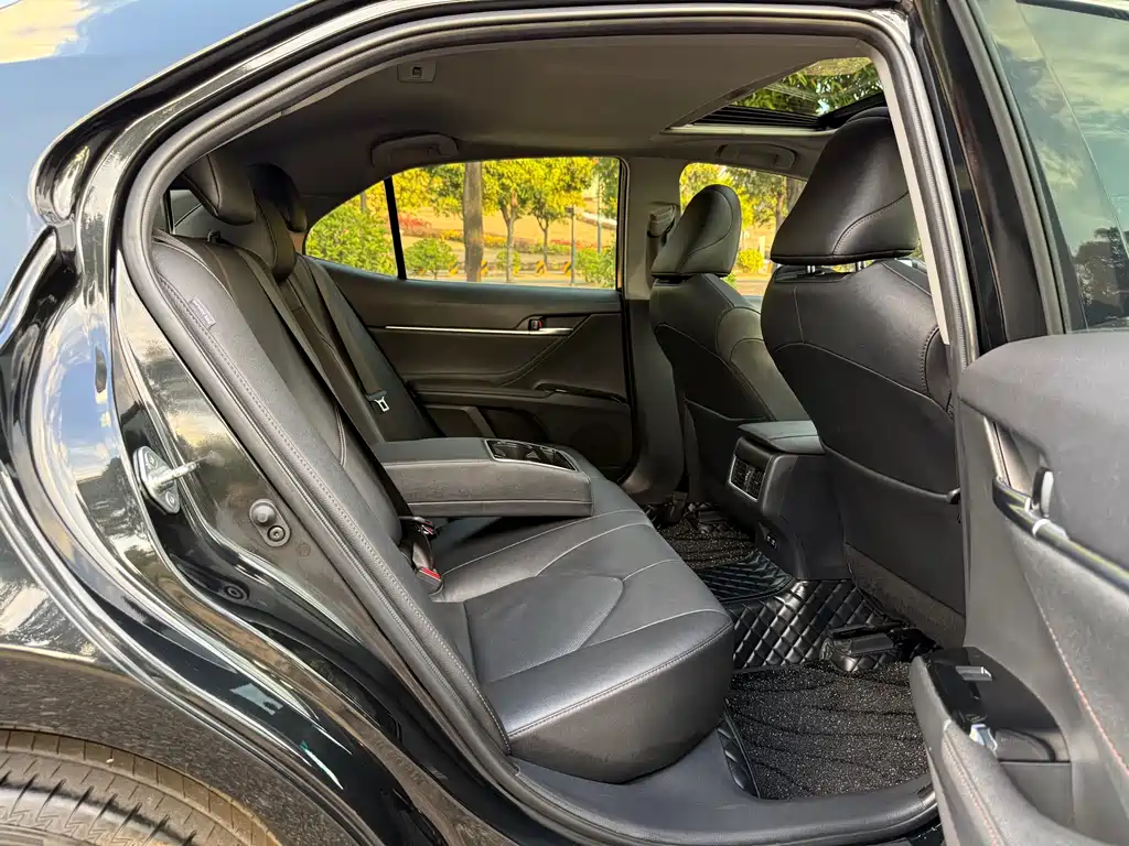 Camry 2021 2.0G Deluxe Edition купить на сайте DeffCars