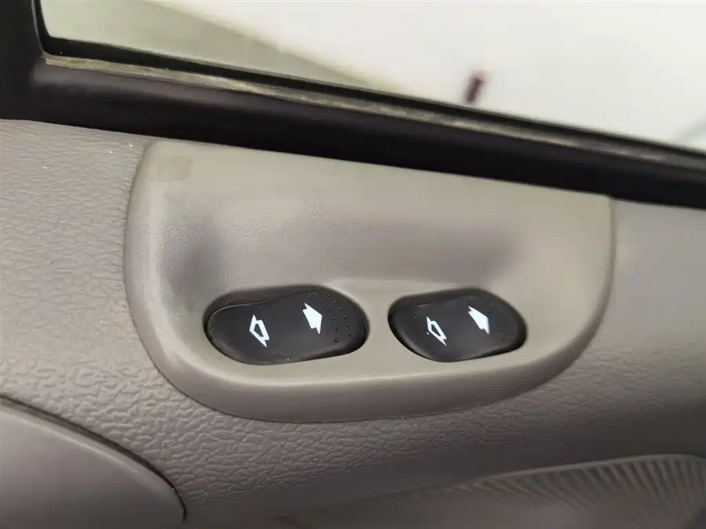 Teshun 2021 2.8T Space King Ordinary Model Short Axis Medium High Roof 6-Seater Diesel National VI JX493 купить на сайте DeffCars