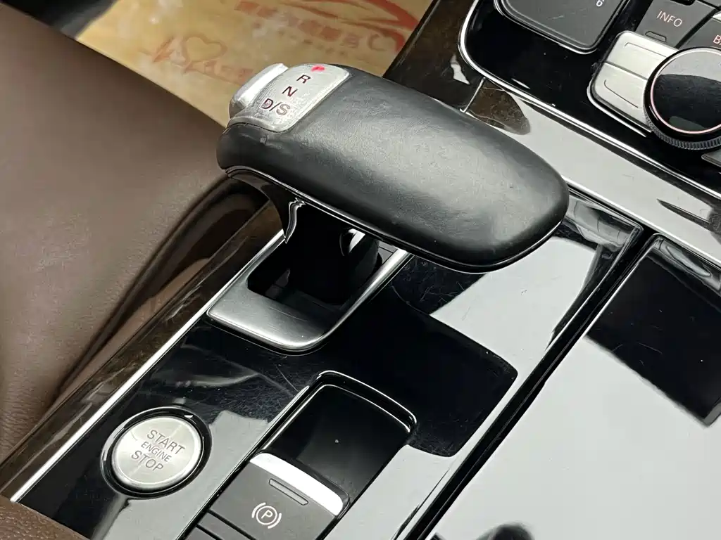Audi A8 2014 A8L 45 TFSI quattro comfort type купить на сайте DeffCars