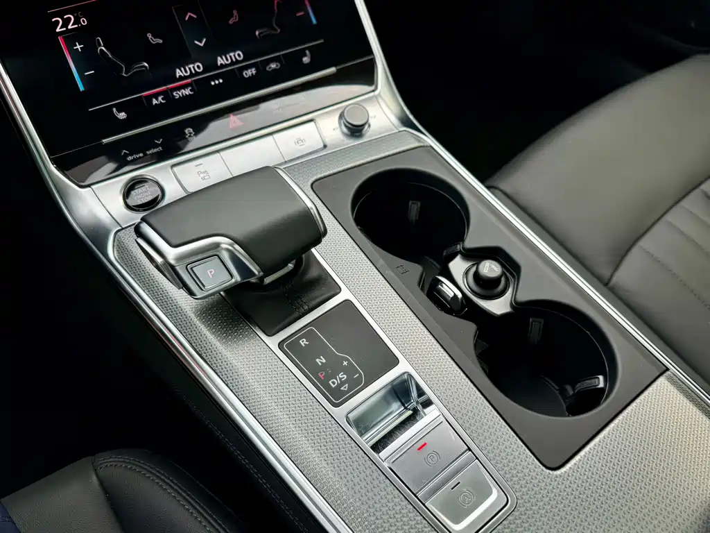 Audi A6 imported 2022 allroad quattro explorer 55 TFSI exclusive off-road model купить на сайте DeffCars