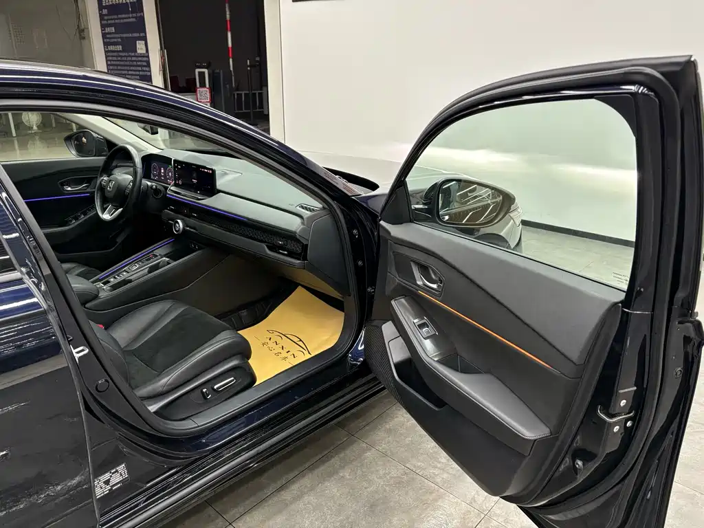 Accord New Energy 2023 2.0L e:PHEV flagship version купить на сайте DeffCars