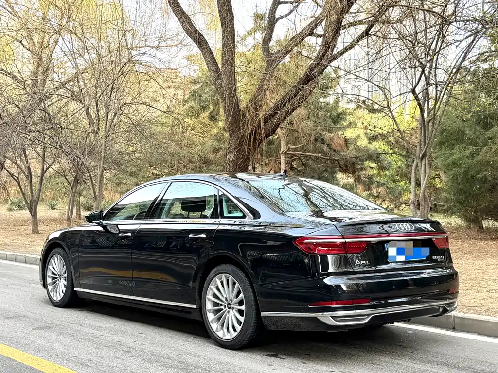 Audi A8 2022 A8L 50 TFSI quattro Comfort Collection Edition купить на сайте DeffCars