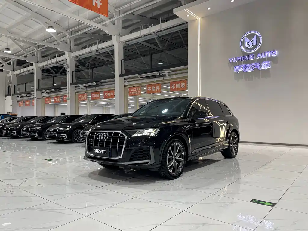 Audi Q7 2023 55 TFSI quattro S line sports купить на сайте DeffCars
