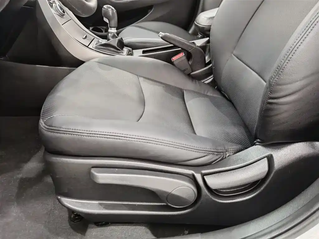 Langdong 2016 1.6L manual premium model купить на сайте DeffCars