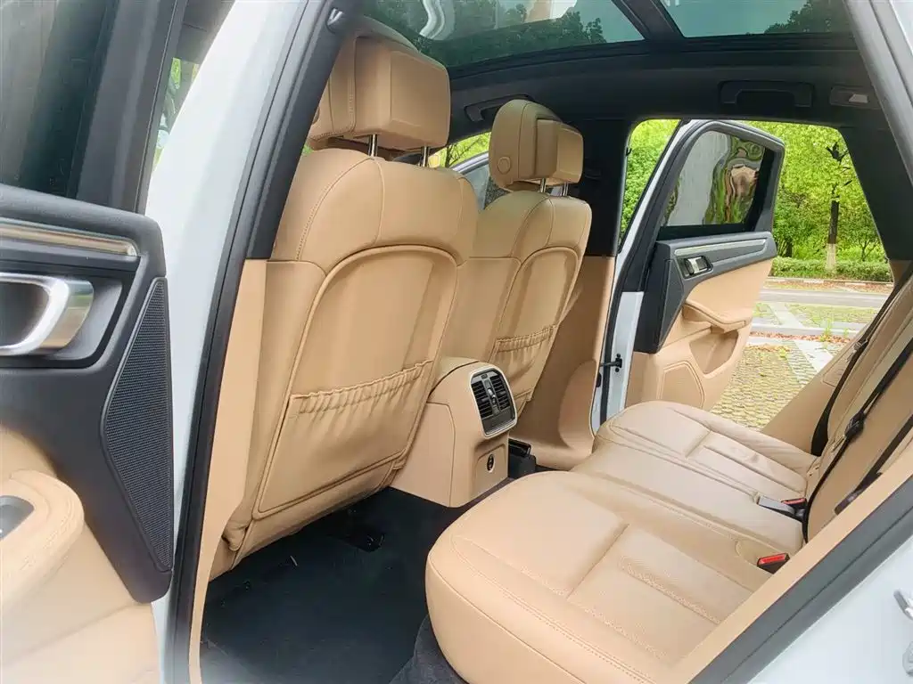 Macan 2020 Macan 2.0T купить на сайте DeffCars