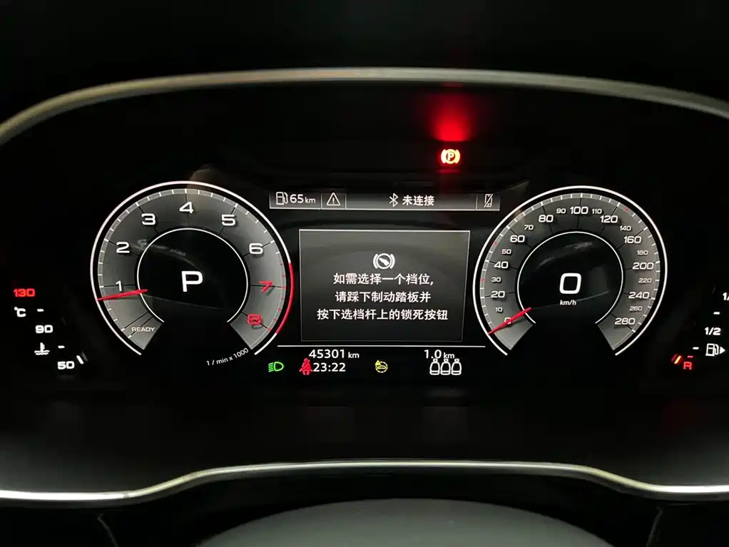 Audi Q3 2022 35 TFSI Fashionable and Dynamic купить на сайте DeffCars