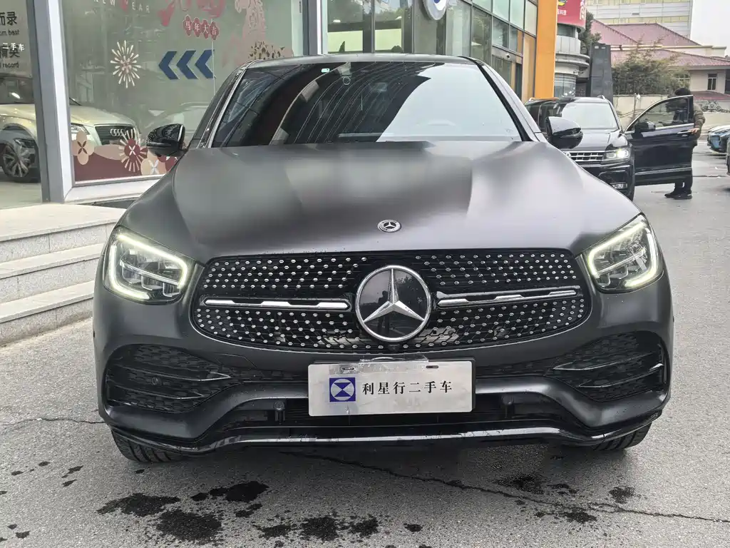 Mercedes-Benz GLC Coupe 2021 GLC 260 4MATIC Coupe SUV купить на сайте DeffCars