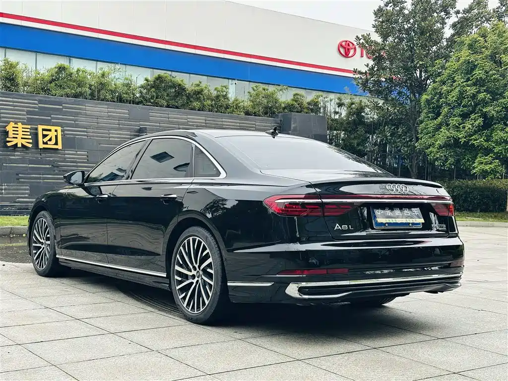 Audi A8 2024 A8L 55 TFSI quattro flagship model купить на сайте DeffCars