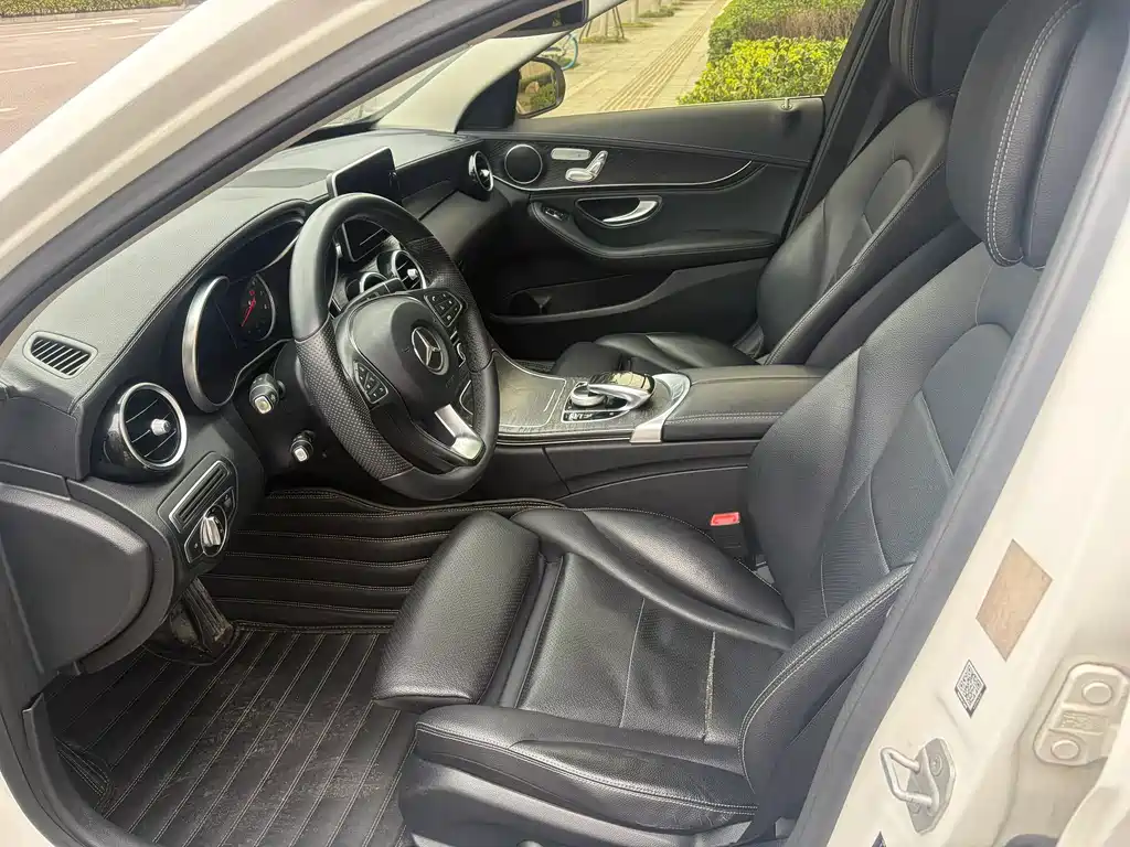 Mercedes-Benz C-Class 2016 C 200 L купить на сайте DeffCars