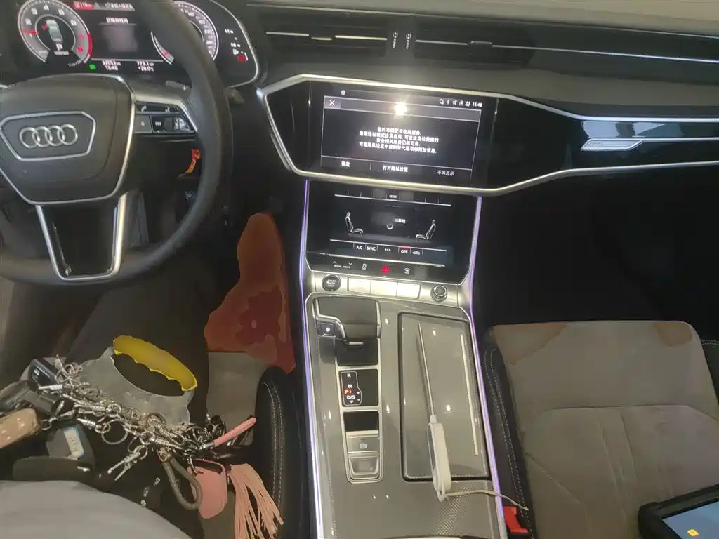 Audi A6L 2024 45 TFSI Premium Dynamic Model купить на сайте DeffCars