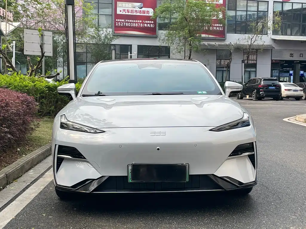Galaxy E8 2025 700km Yuanhang Intelligent Driving Edition купить на сайте DeffCars