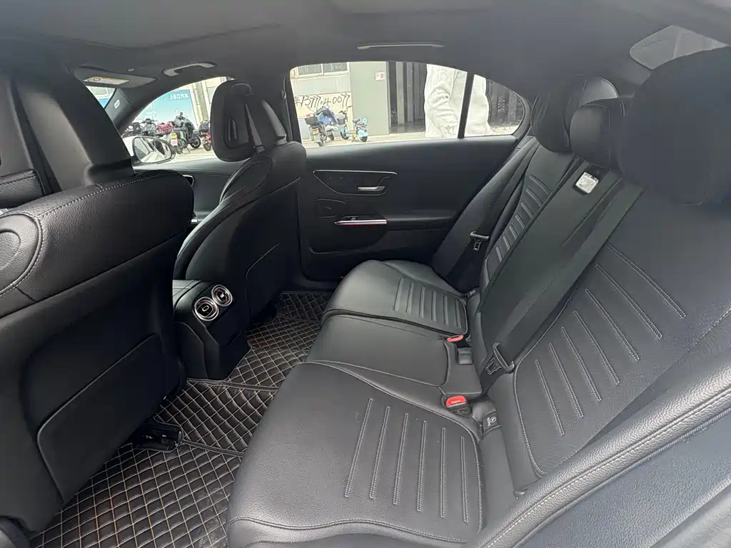 Mercedes-Benz C-Class 2022 C 200 L Sports Edition купить на сайте DeffCars