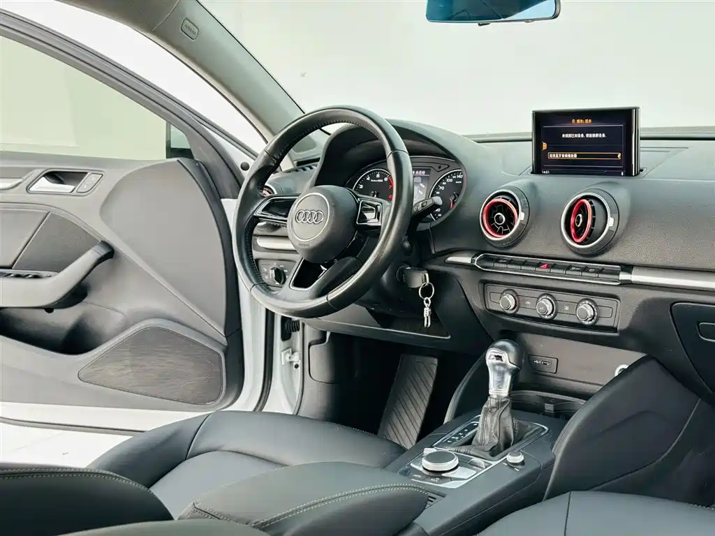 Audi A3 2017 Limousine 35 TFSI Enterprising купить на сайте DeffCars