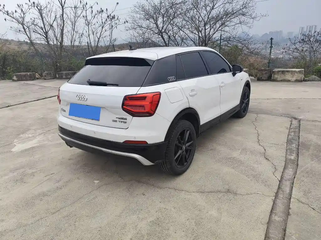 Audi Q2L 2021 35 TFSI aggressive and dynamic model купить на сайте DeffCars