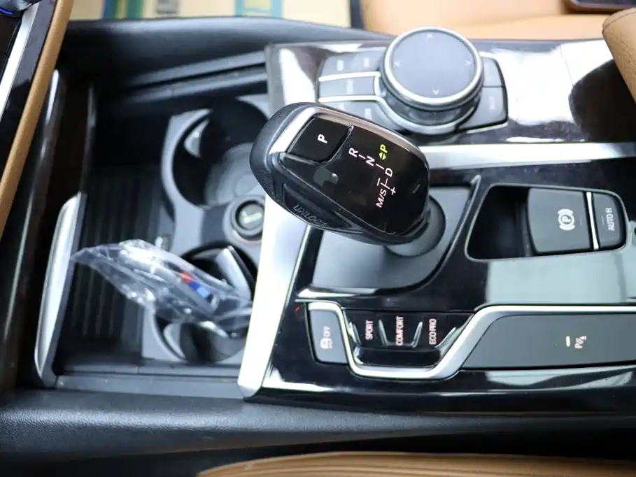 BMW 5 Series 2018 528Li Special Edition launched купить на сайте DeffCars