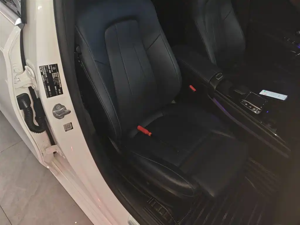 Mercedes-Benz A-Class 2020 A 200 L купить на сайте DeffCars