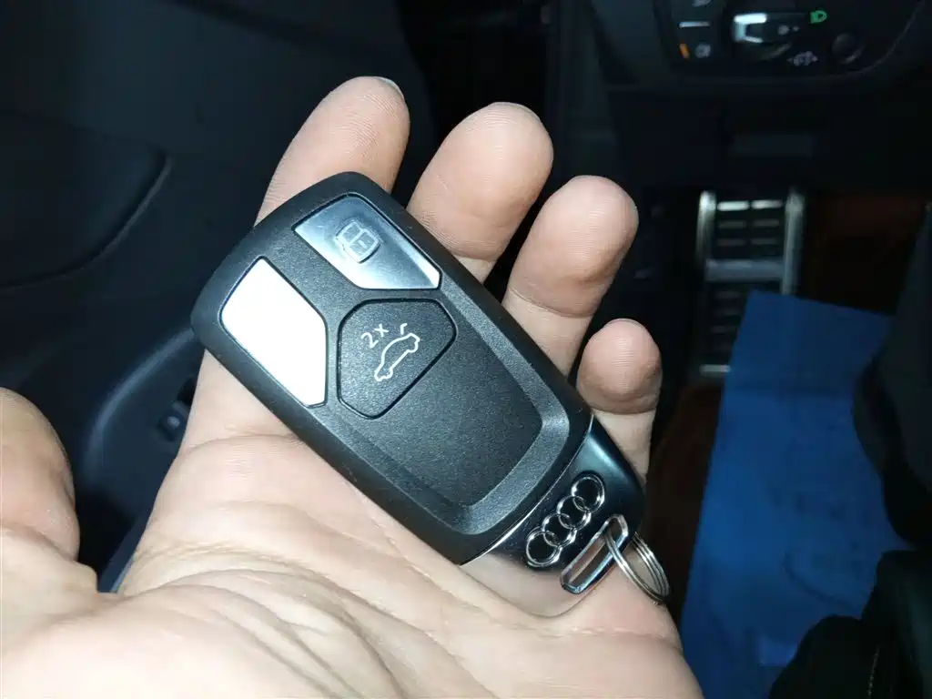 Audi Q5L 2024 40 TFSI Fashionable and Dynamic купить на сайте DeffCars
