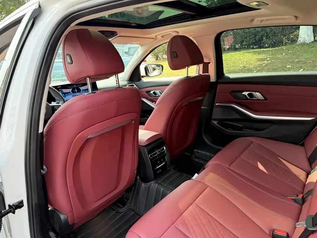 BMW 3 Series 2025 325Li M Sports Package купить на сайте DeffCars
